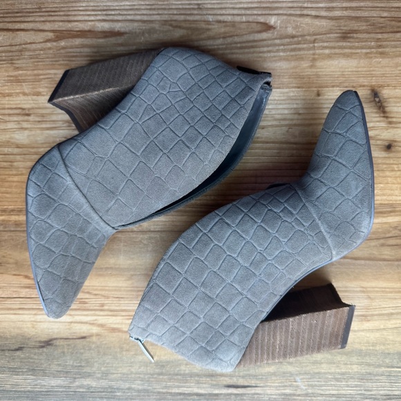 Vince Camuto Shoes - Vince Camuto Steevera Ankle Booties